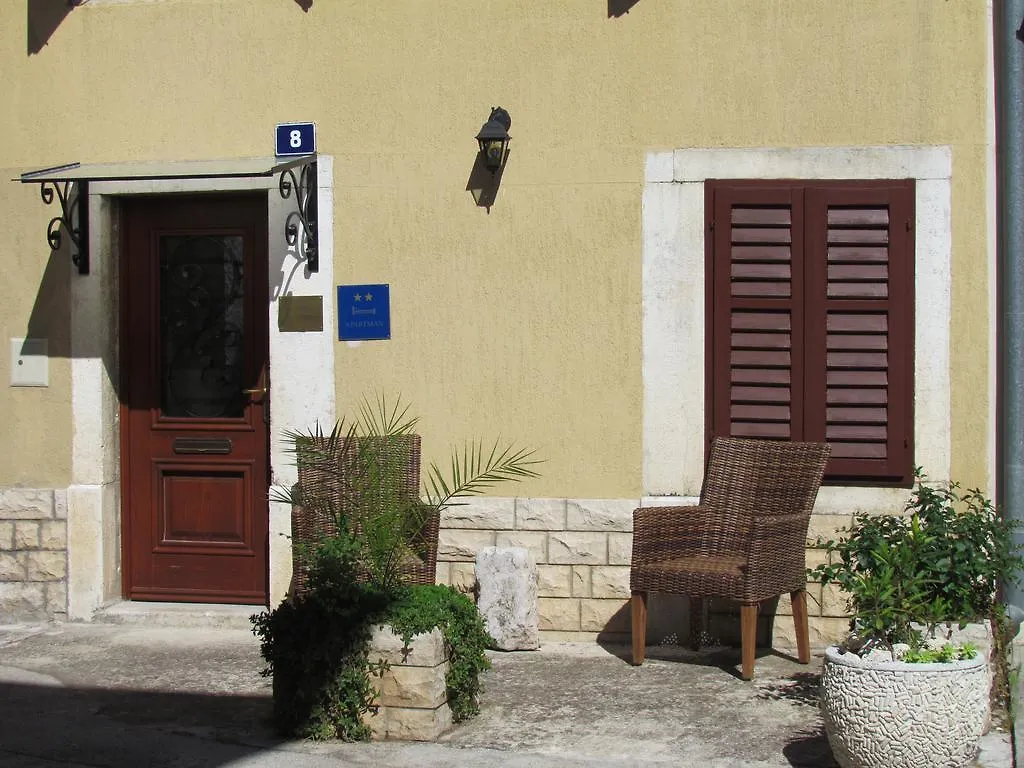 Guesthouse Galeb Vrsar Сasa de vacaciones