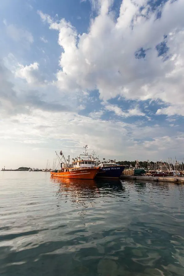 Guesthouse Galeb Vrsar Сasa de vacaciones